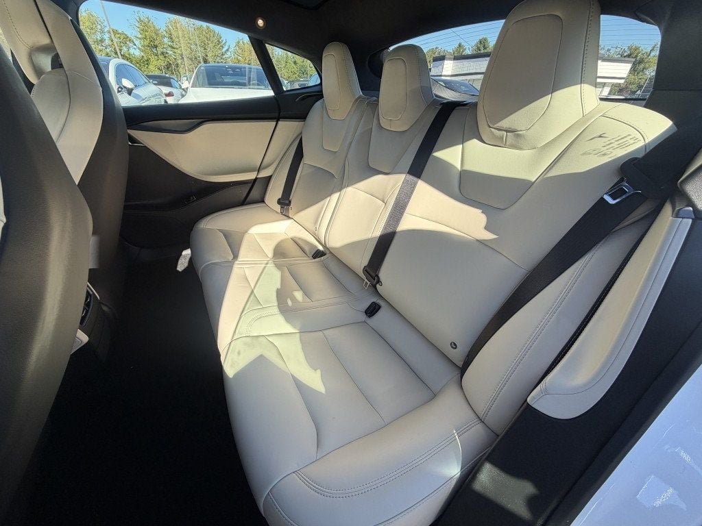 Used 2020 Tesla Model S AWD image 26