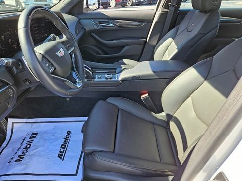 Used 2025 Cadillac CT5 Sport w/ Technology Package image 7
