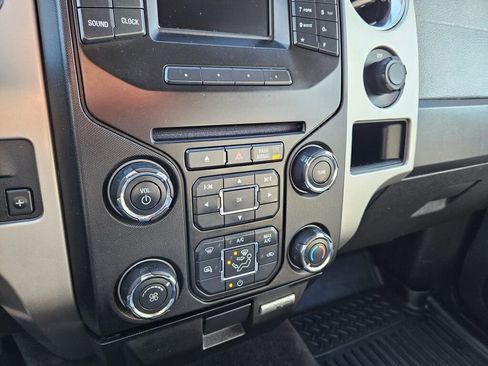 Used 2013 Ford F150 XLT w/ Luxury Equipment Group image 21