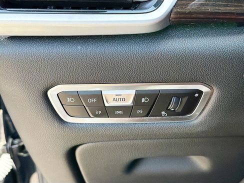 Used 2021 BMW X5 xDrive40i w/ M Sport Package AWD/4WD image 15