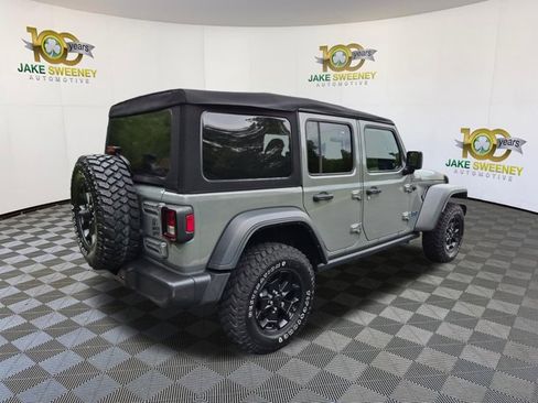 Used 2023 Jeep Wrangler Unlimited w/ Cold Weather Group AWD/4WD image 10
