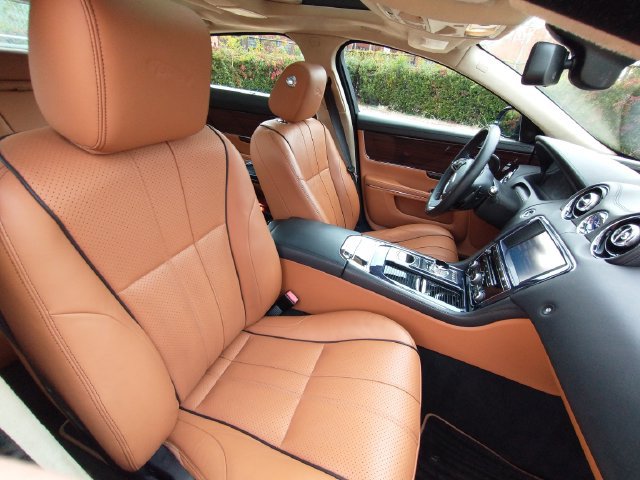 Used 2011 Jaguar XJ L RWD image 67