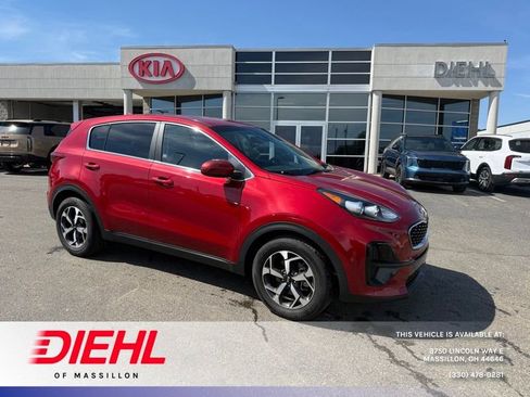 Certified 2022 Kia Sportage LX FWD image 1