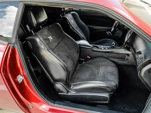 Used 2022 Dodge Challenger R/T Scat Pack RWD image 40