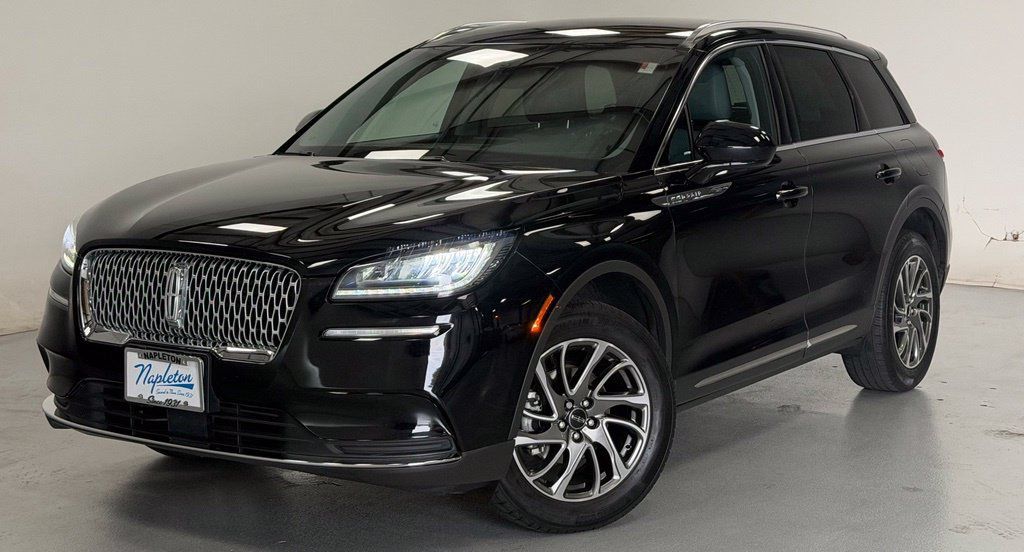 Used 2022 Lincoln Corsair AWD w/ Equipment Group 101A image 1