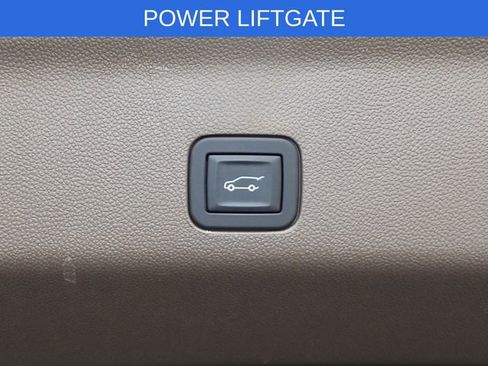 Used 2025 GMC Yukon Denali AWD/4WD image 7