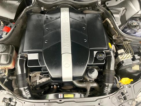 Used 2002 Mercedes-Benz C 240 Sedan image 25