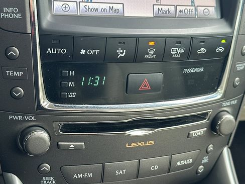 Used 2011 Lexus IS 250 w/ Premium Pkg Value Edition image 26