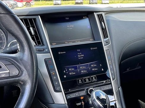 Used 2018 INFINITI Q50 Sport RWD image 9