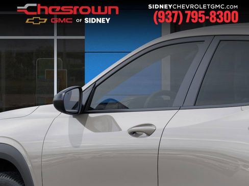 New 2026 Chevrolet Trax RS w/ Sunroof Package image 12