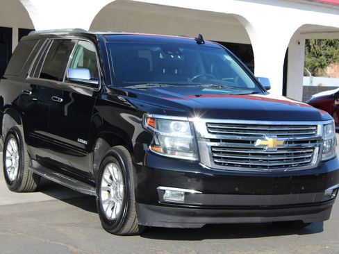 Used 2018 Chevrolet Tahoe Premier image 2