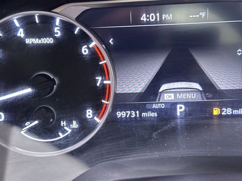 Used 2021 Nissan Rogue SV w/ Premium Package image 48