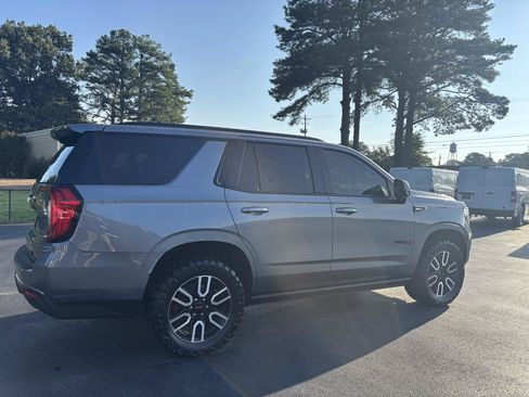 Used 2021 GMC Yukon AT4 w/ AT4 Premium Plus Package AWD/4WD image 8