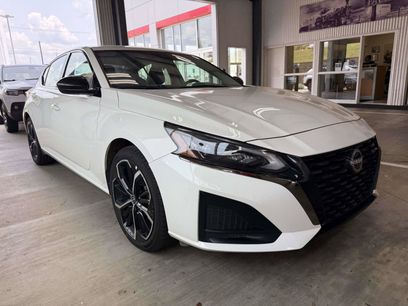 Used 2025 Nissan Altima 2.5 SR