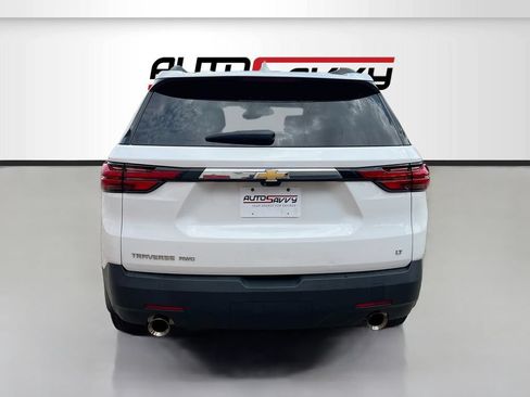 Used 2023 Chevrolet Traverse LT w/ LT Premium Package AWD/4WD image 6