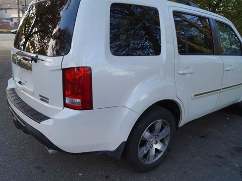 Used 2014 Honda Pilot Touring image 10