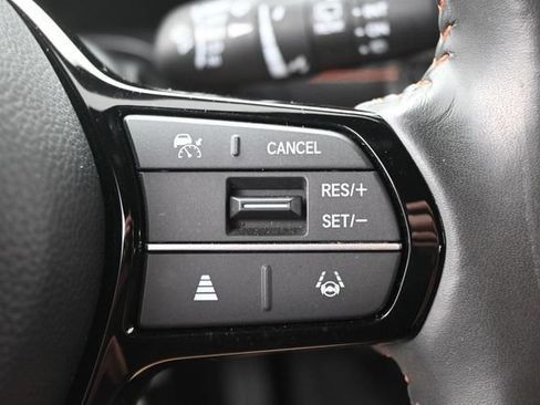 Used 2024 Honda HR-V Sport image 17