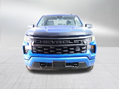 Used 2022 Chevrolet Silverado 1500 Custom image 2