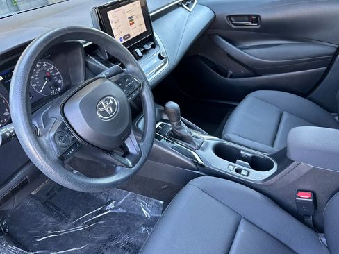Used 2023 Toyota Corolla LE image 10