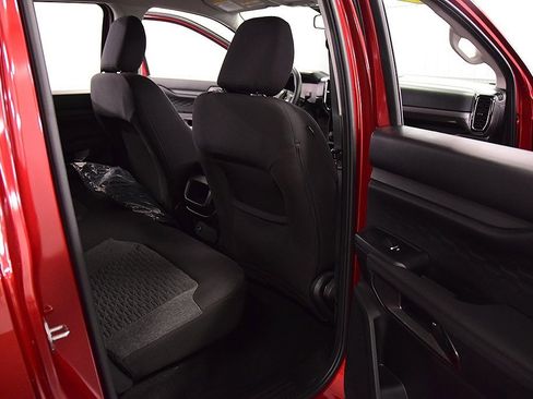 New 2025 Ford Ranger XLT w/ FX4 Off-Road Package image 32