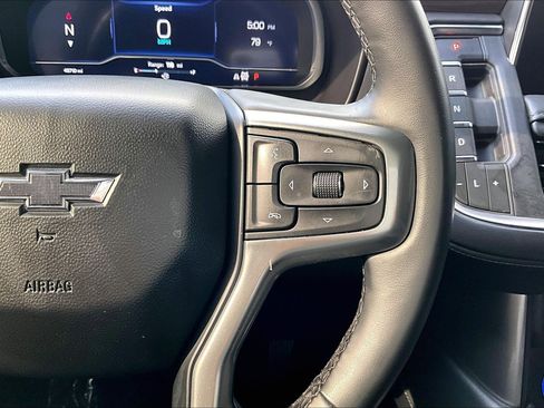 Used 2023 Chevrolet Suburban Z71 w/ Z71 Off-Road Package AWD/4WD image 19