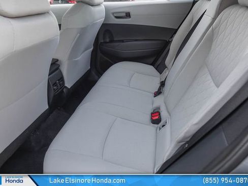 Used 2025 Toyota Corolla Cross L FWD image 27