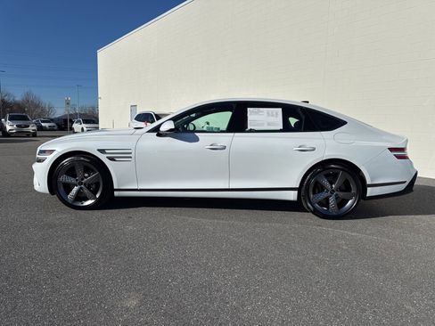 Used 2025 Genesis G80 2.5T Sport Prestige image 4