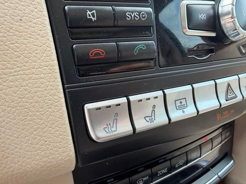 Used 2015 Mercedes-Benz E 400 Sedan image 21