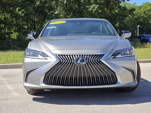Certified 2021 Lexus ES 250 w/ Premium Package AWD/4WD image 3