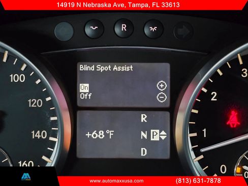 Used 2012 Mercedes-Benz GL 450 GL 450 4MATIC Sport Utility 4D image 25