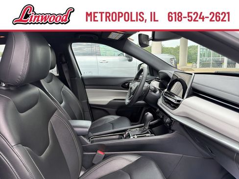 Used 2025 Jeep Compass Limited AWD/4WD image 8