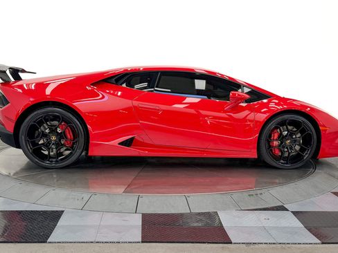 Used 2017 Lamborghini Huracan LP 580-2 RWD image 28