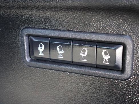 Used 2024 Jeep Wagoneer L Series II w/ Flexible Seating Group AWD/4WD image 63