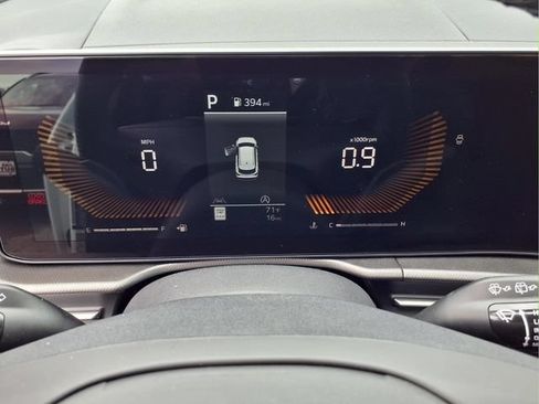 New 2026 Kia Sportage LX FWD image 11