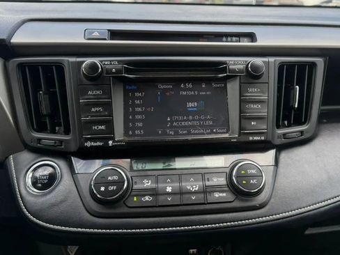 Used 2018 Toyota RAV4 XLE FWD image 11