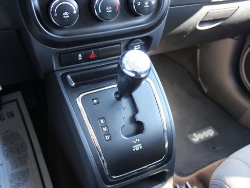 Used 2014 Jeep Compass Sport w/ Power Value Group image 24