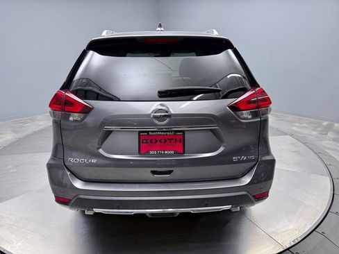 Used 2020 Nissan Rogue SV image 6