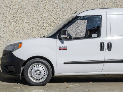 Used 2017 RAM ProMaster City Tradesman image 15