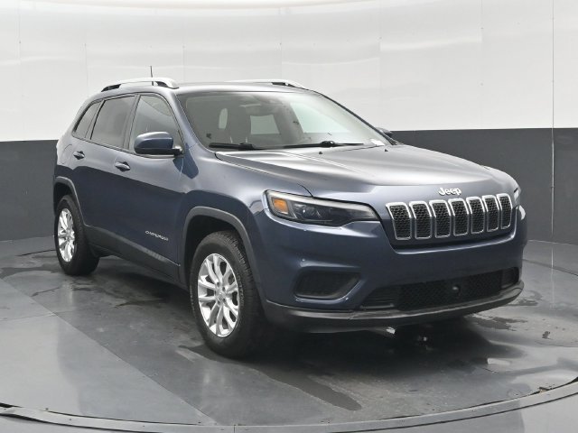 Used 2021 Jeep Cherokee Latitude AWD/4WD image 1