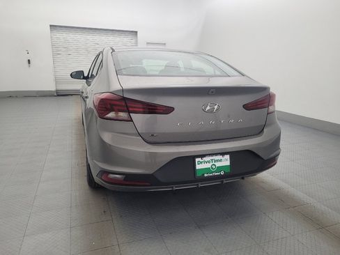 Used 2020 Hyundai Elantra SE w/ Cargo Package (C1) image 6