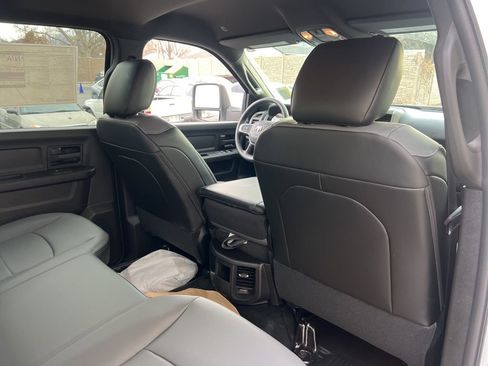 New 2026 RAM 3500 Tradesman image 25