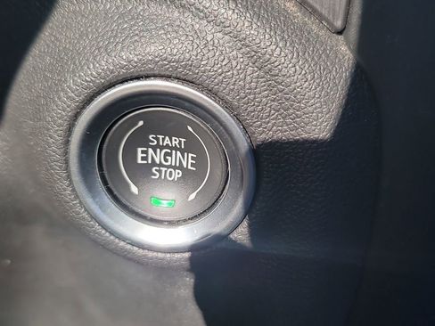 Used 2019 GMC Sierra 1500 AT4 w/ AT4 Preferred Package AWD/4WD image 23