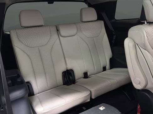 Used 2025 Hyundai Palisade Calligraphy image 26