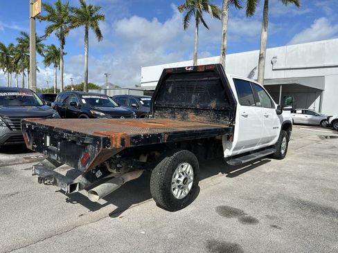 Used 2024 Chevrolet Silverado 2500 LT w/ Convenience Package AWD/4WD image 8