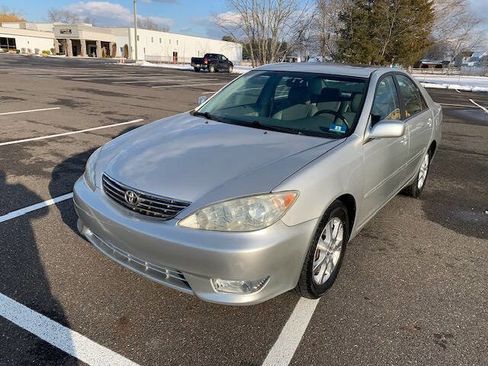 Used 2006 Toyota Camry XLE image 5