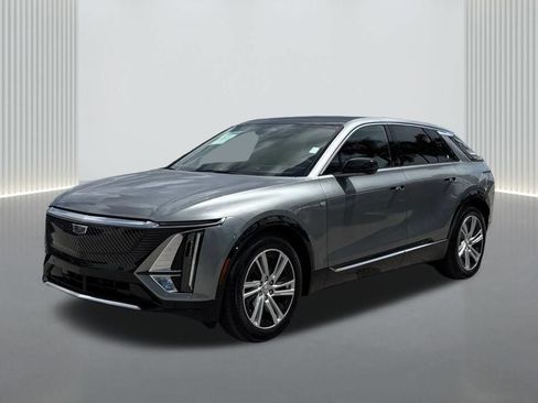 Certified 2024 Cadillac Lyriq Tech RWD image 1
