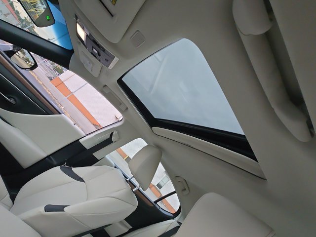 Used 2025 Lexus ES 350 w/ Premium Package FWD image 21