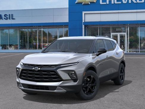 New 2026 Chevrolet Blazer LT w/ Convenience Package FWD image 6