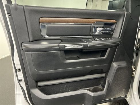Used 2016 RAM 2500 Laramie image 23