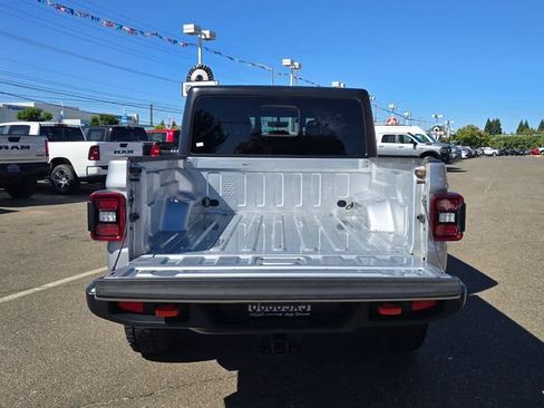 Certified 2023 Jeep Gladiator Mojave w/ LED Lighting Group AWD/4WD image 27